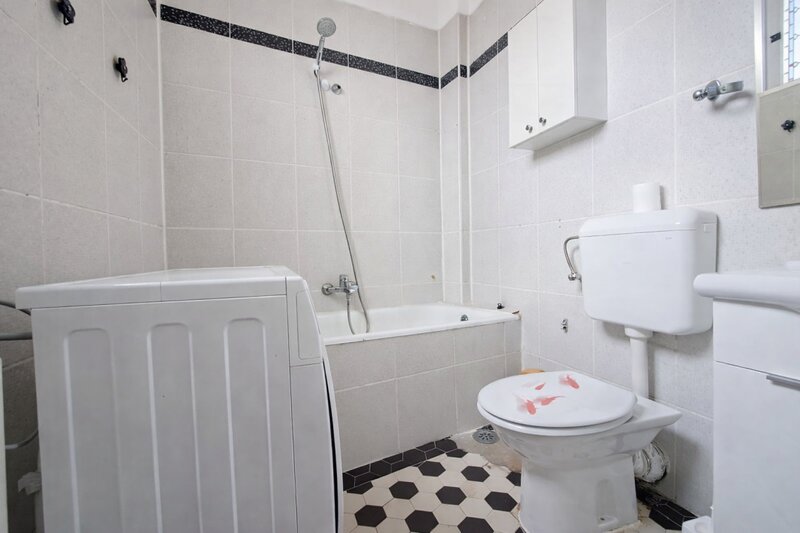 Carol I Apartament elegant cu proportii generoase si potential de redefinire