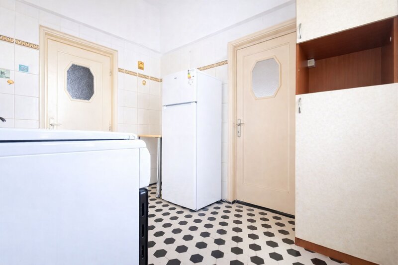 Carol I Apartament elegant cu proportii generoase si potential de redefinire